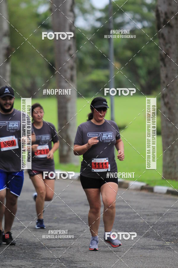 Buy your photos of the eventSantander Track & Field Run Series - Plaza Sul - Jardim Bot�nico on Fotop