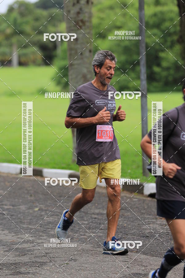 Buy your photos of the eventSantander Track & Field Run Series - Plaza Sul - Jardim Bot�nico on Fotop