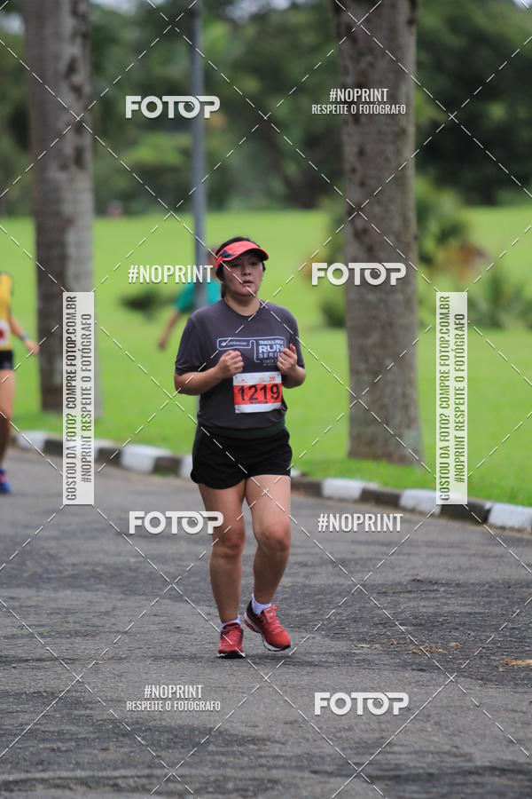 Buy your photos of the eventSantander Track & Field Run Series - Plaza Sul - Jardim Bot�nico on Fotop