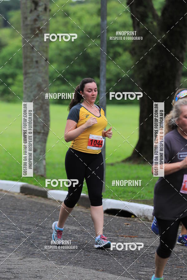 Buy your photos of the eventSantander Track & Field Run Series - Plaza Sul - Jardim Bot�nico on Fotop