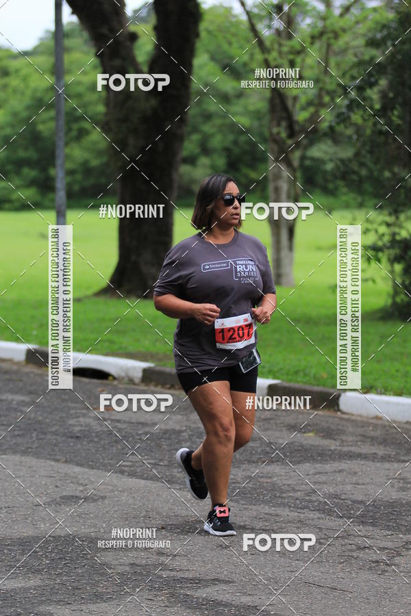 Buy your photos of the eventSantander Track & Field Run Series - Plaza Sul - Jardim Bot�nico on Fotop