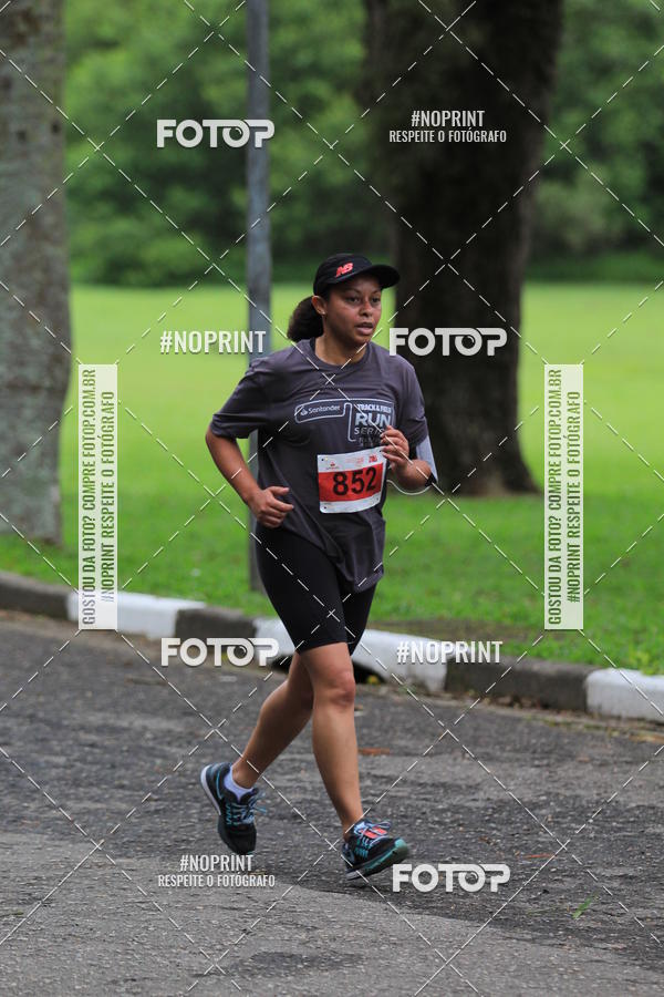 Buy your photos of the eventSantander Track & Field Run Series - Plaza Sul - Jardim Bot�nico on Fotop