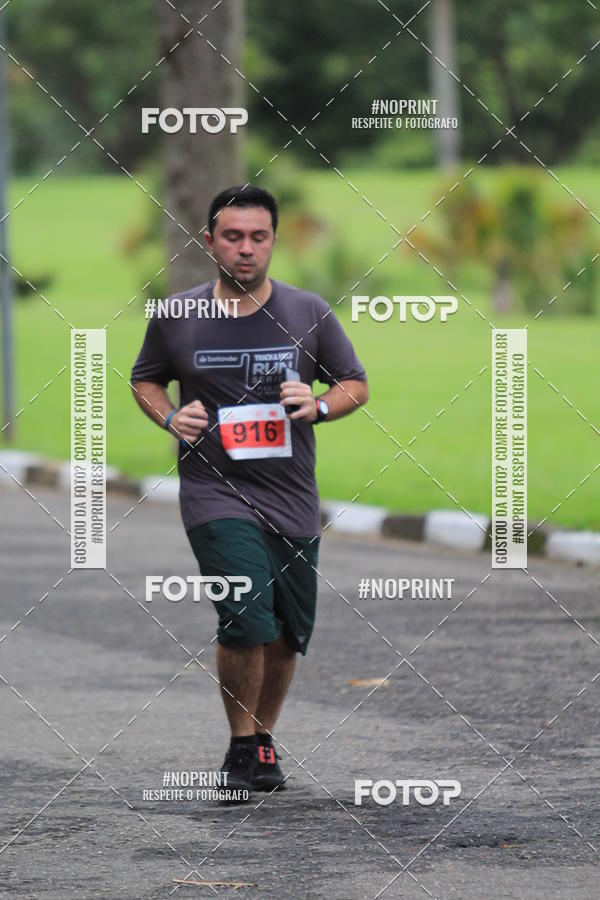 Buy your photos of the eventSantander Track & Field Run Series - Plaza Sul - Jardim Bot�nico on Fotop