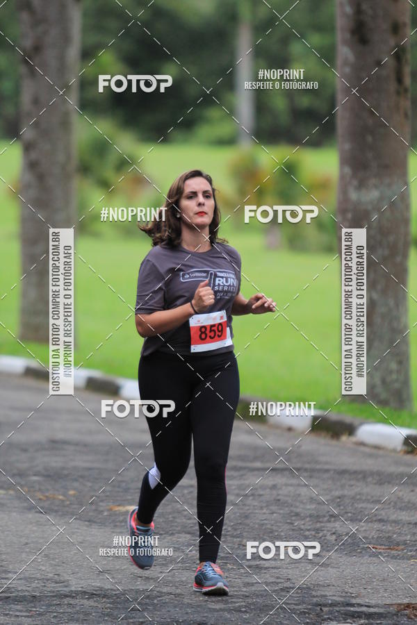 Buy your photos of the eventSantander Track & Field Run Series - Plaza Sul - Jardim Bot�nico on Fotop