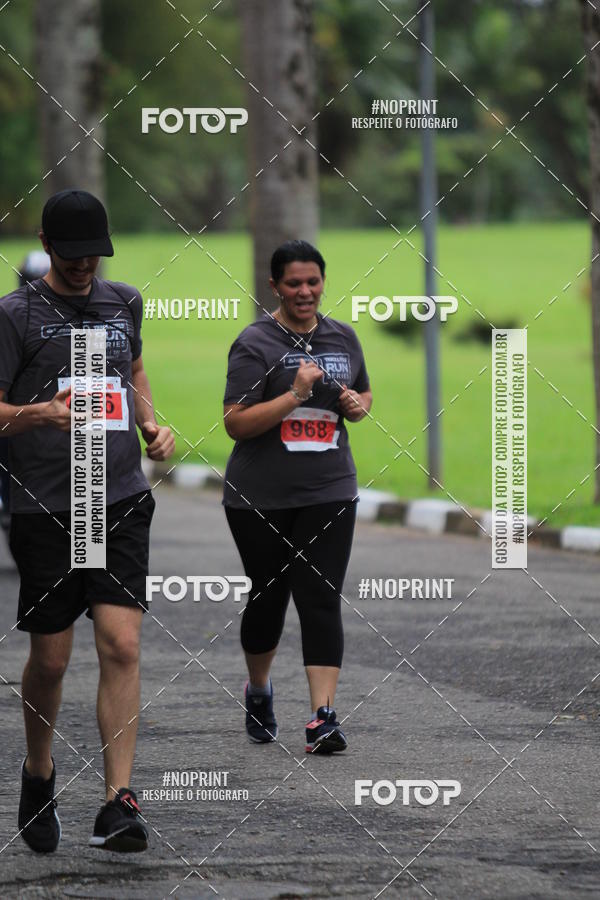 Buy your photos of the eventSantander Track & Field Run Series - Plaza Sul - Jardim Bot�nico on Fotop