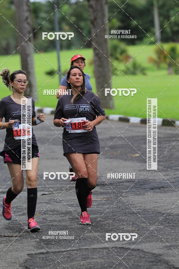 Buy your photos of the eventSantander Track & Field Run Series - Plaza Sul - Jardim Bot�nico on Fotop