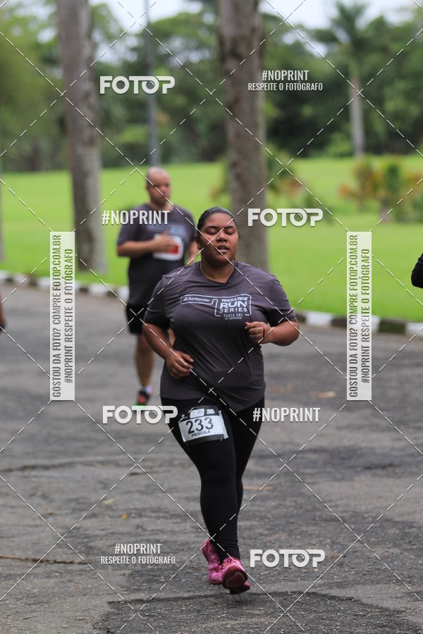 Buy your photos of the eventSantander Track & Field Run Series - Plaza Sul - Jardim Bot�nico on Fotop