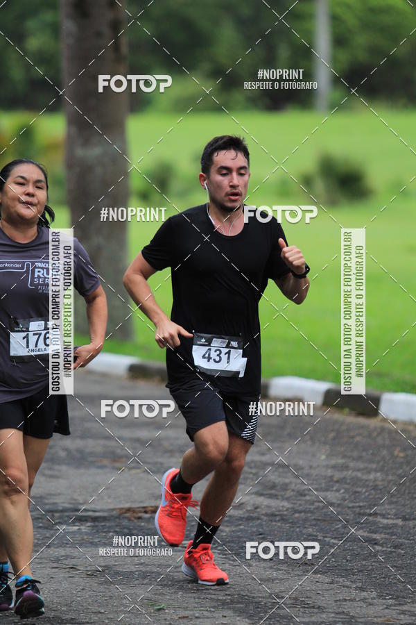 Buy your photos of the eventSantander Track & Field Run Series - Plaza Sul - Jardim Bot�nico on Fotop