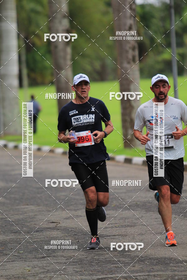 Buy your photos of the eventSantander Track & Field Run Series - Plaza Sul - Jardim Bot�nico on Fotop