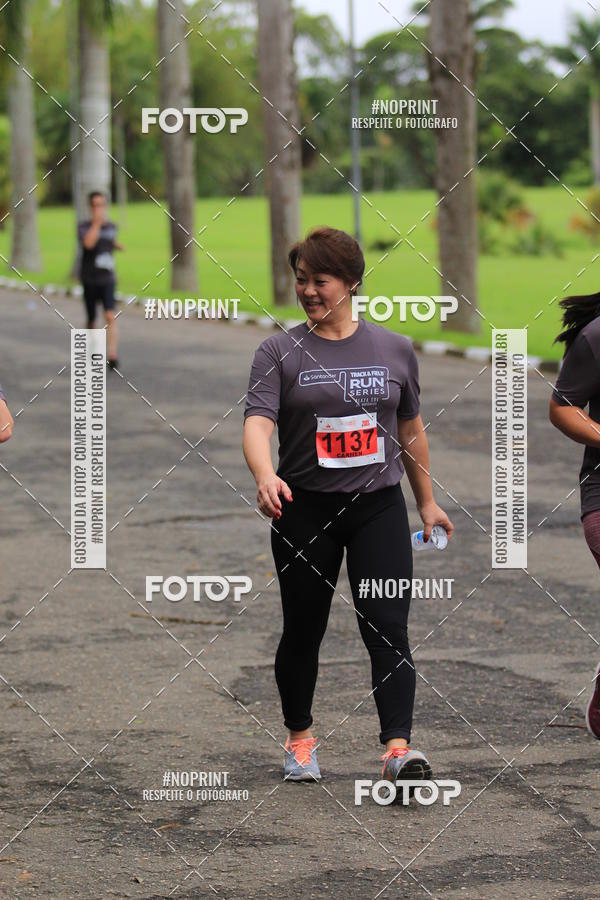 Buy your photos of the eventSantander Track & Field Run Series - Plaza Sul - Jardim Bot�nico on Fotop