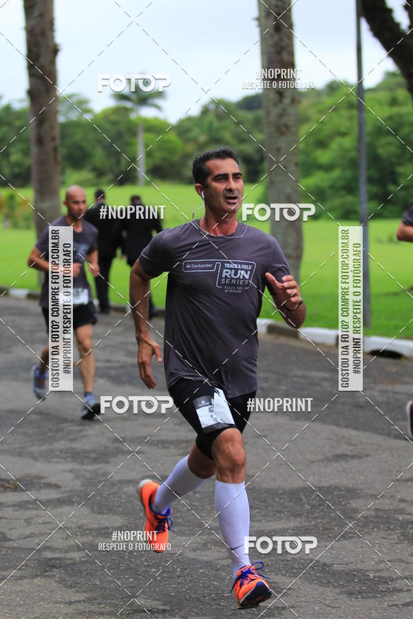 Buy your photos of the eventSantander Track & Field Run Series - Plaza Sul - Jardim Bot�nico on Fotop