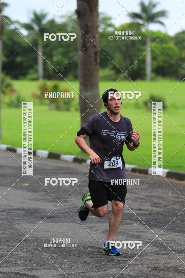 Buy your photos of the eventSantander Track & Field Run Series - Plaza Sul - Jardim Bot�nico on Fotop