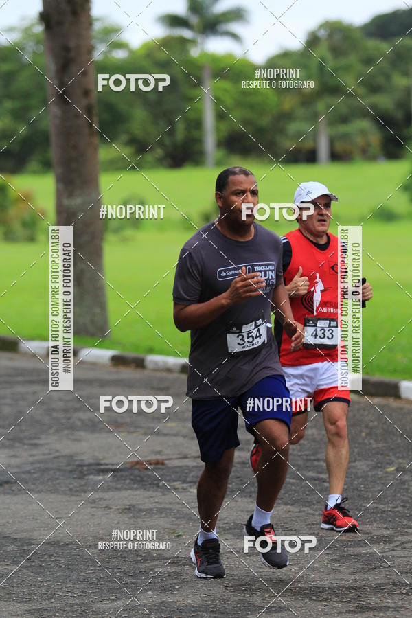 Buy your photos of the eventSantander Track & Field Run Series - Plaza Sul - Jardim Bot�nico on Fotop