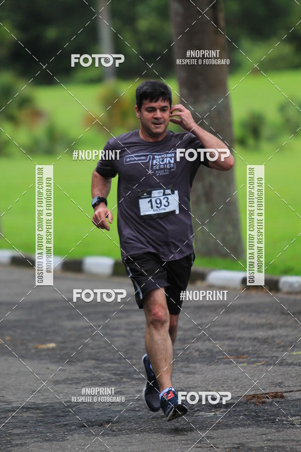 Buy your photos of the eventSantander Track & Field Run Series - Plaza Sul - Jardim Bot�nico on Fotop