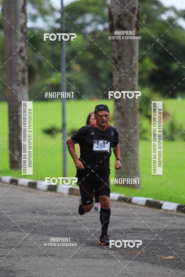 Buy your photos of the eventSantander Track & Field Run Series - Plaza Sul - Jardim Bot�nico on Fotop