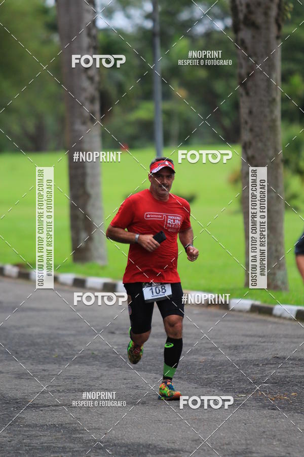 Buy your photos of the eventSantander Track & Field Run Series - Plaza Sul - Jardim Bot�nico on Fotop