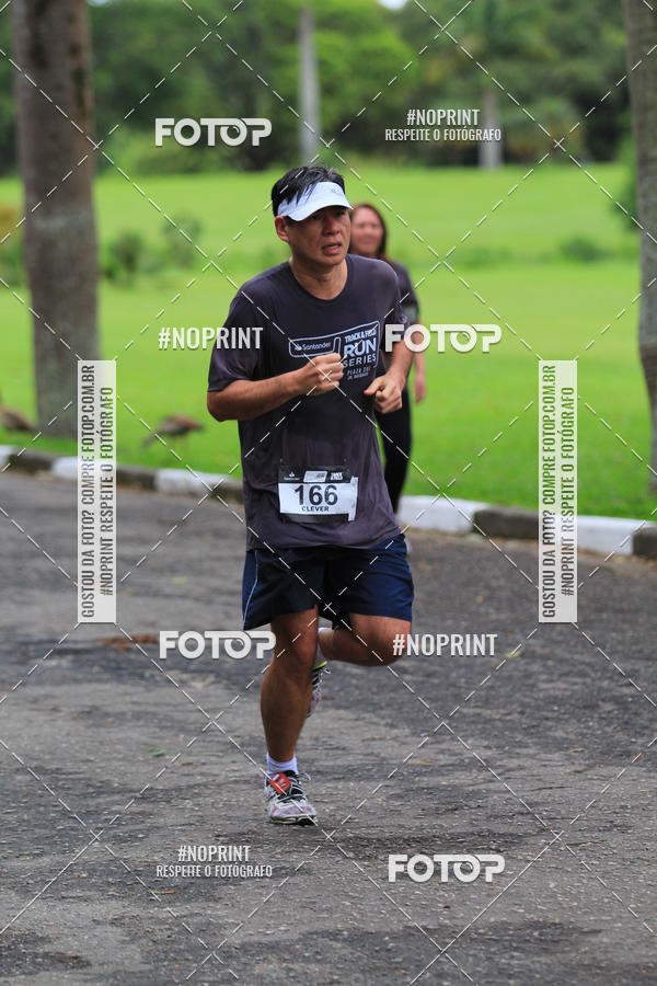 Buy your photos of the eventSantander Track & Field Run Series - Plaza Sul - Jardim Bot�nico on Fotop