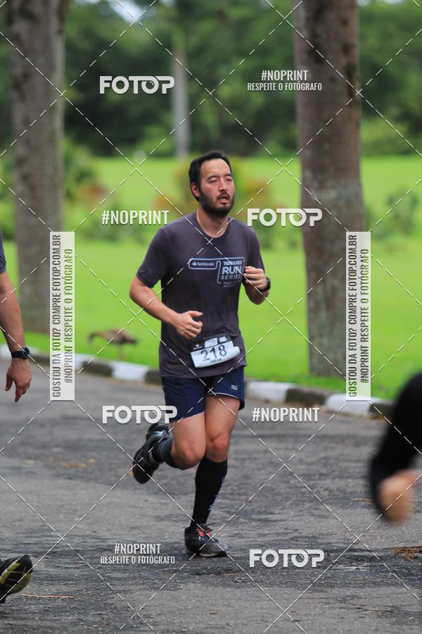 Buy your photos of the eventSantander Track & Field Run Series - Plaza Sul - Jardim Bot�nico on Fotop