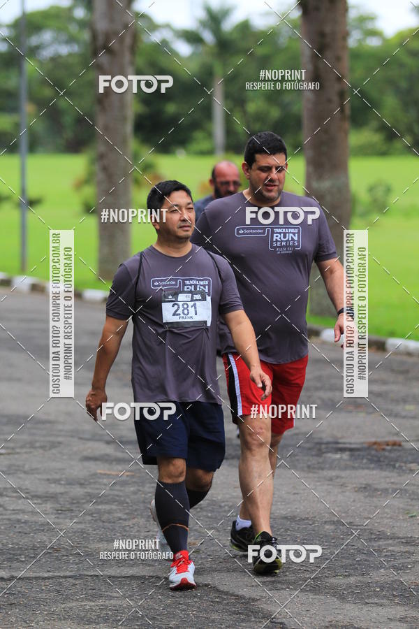 Buy your photos of the eventSantander Track & Field Run Series - Plaza Sul - Jardim Bot�nico on Fotop