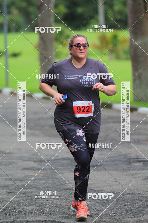 Buy your photos of the eventSantander Track & Field Run Series - Plaza Sul - Jardim Bot�nico on Fotop