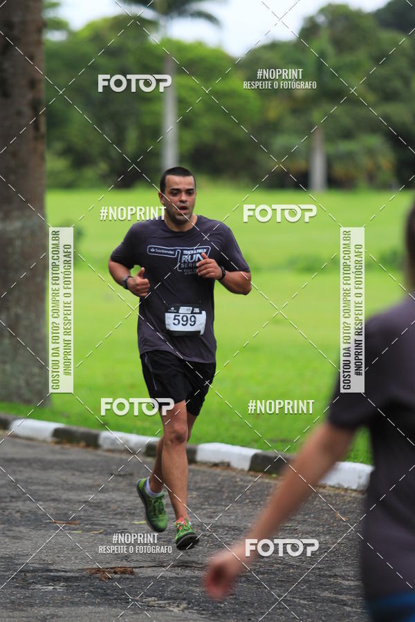 Buy your photos of the eventSantander Track & Field Run Series - Plaza Sul - Jardim Bot�nico on Fotop