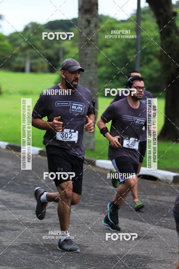 Buy your photos of the eventSantander Track & Field Run Series - Plaza Sul - Jardim Bot�nico on Fotop