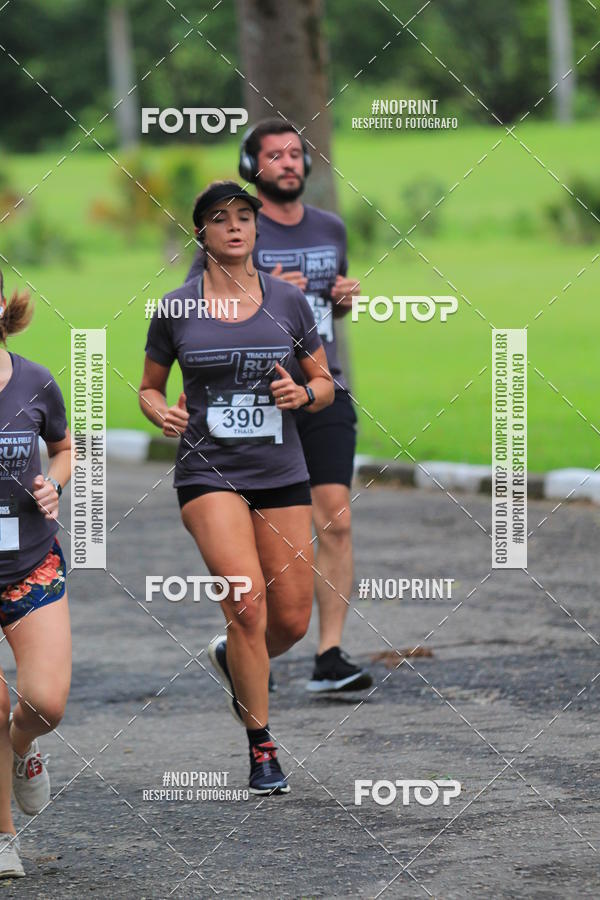 Buy your photos of the eventSantander Track & Field Run Series - Plaza Sul - Jardim Bot�nico on Fotop