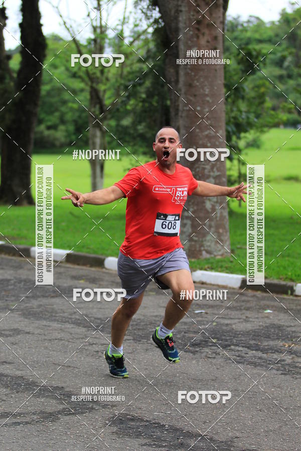 Buy your photos of the eventSantander Track & Field Run Series - Plaza Sul - Jardim Bot�nico on Fotop