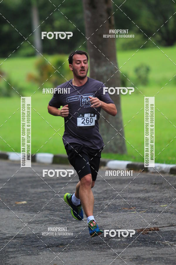 Buy your photos of the eventSantander Track & Field Run Series - Plaza Sul - Jardim Bot�nico on Fotop