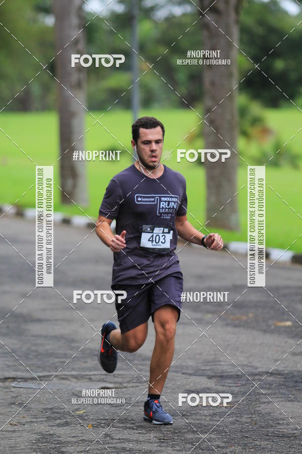 Buy your photos of the eventSantander Track & Field Run Series - Plaza Sul - Jardim Bot�nico on Fotop