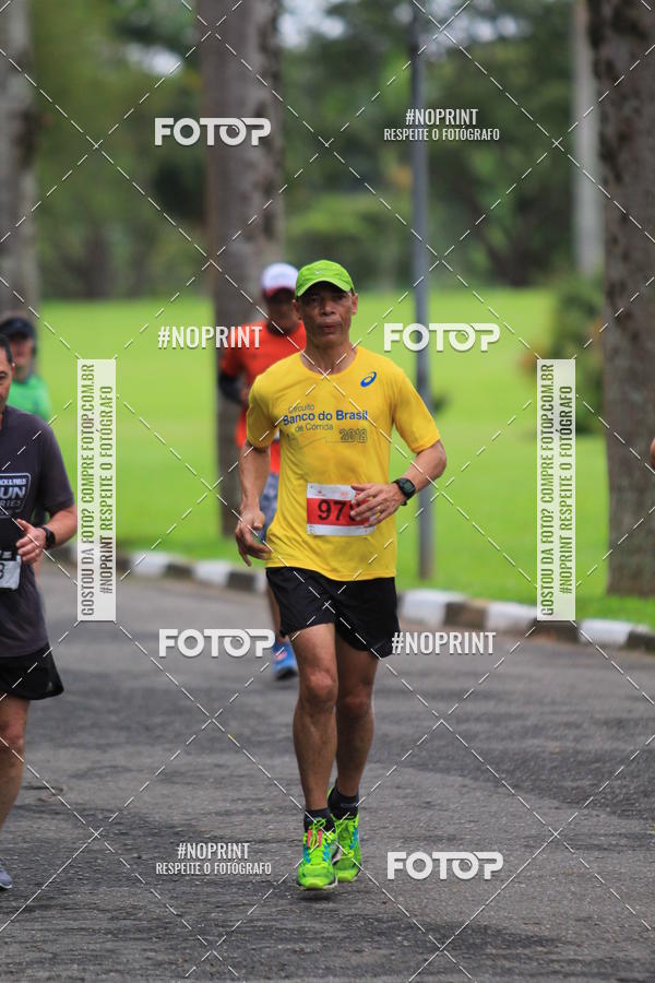 Buy your photos of the eventSantander Track & Field Run Series - Plaza Sul - Jardim Bot�nico on Fotop