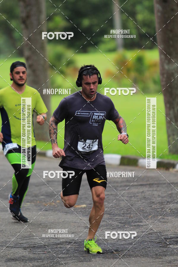 Buy your photos of the eventSantander Track & Field Run Series - Plaza Sul - Jardim Bot�nico on Fotop