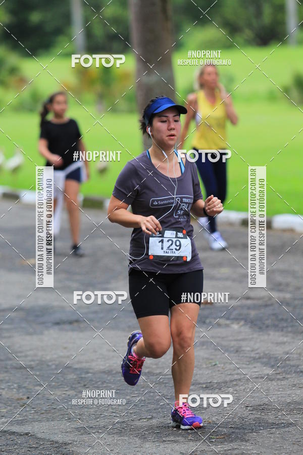 Buy your photos of the eventSantander Track & Field Run Series - Plaza Sul - Jardim Bot�nico on Fotop