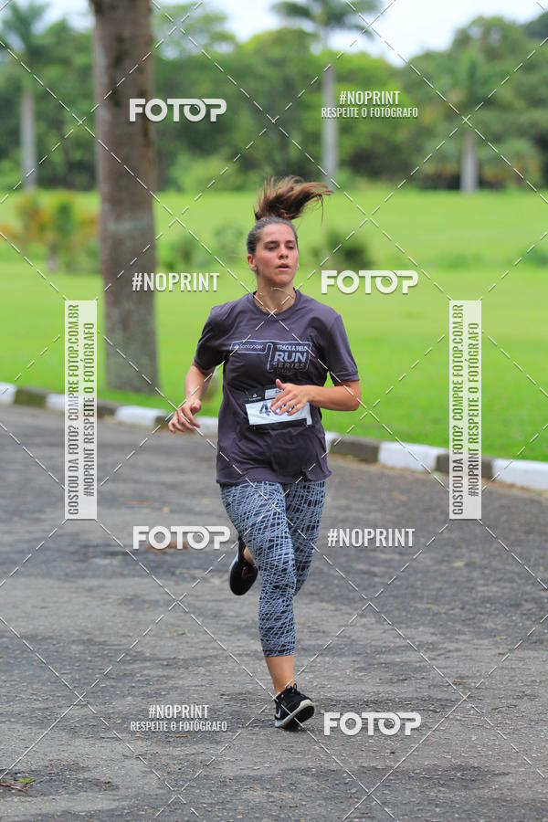 Buy your photos of the eventSantander Track & Field Run Series - Plaza Sul - Jardim Bot�nico on Fotop