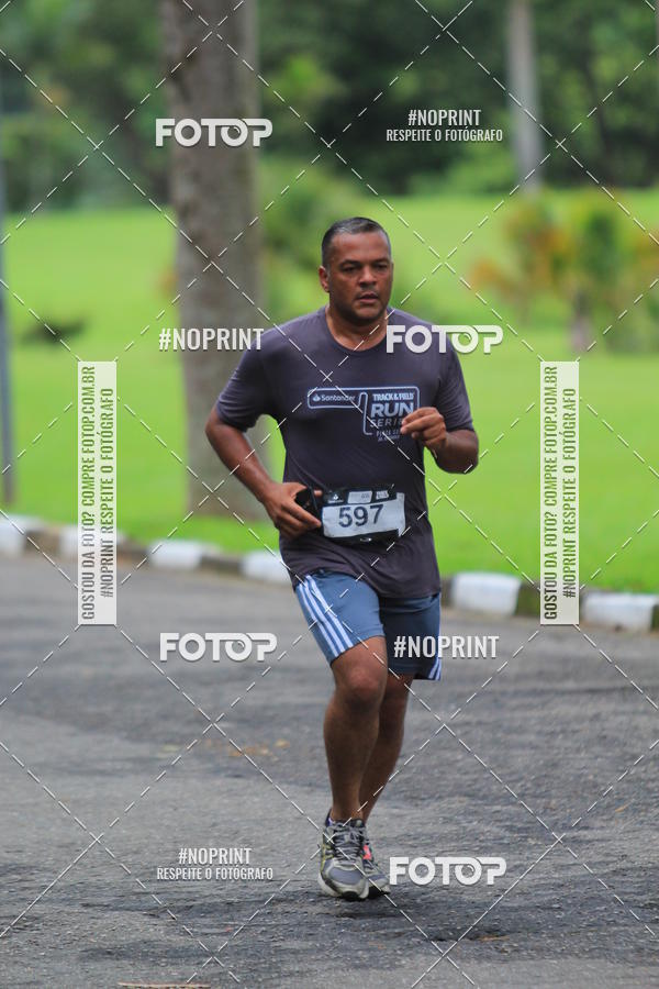 Buy your photos of the eventSantander Track & Field Run Series - Plaza Sul - Jardim Bot�nico on Fotop