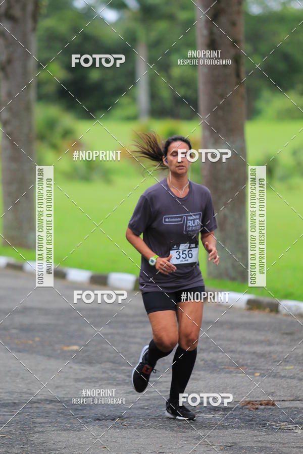Buy your photos of the eventSantander Track & Field Run Series - Plaza Sul - Jardim Bot�nico on Fotop