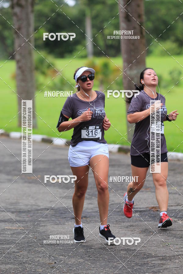 Buy your photos of the eventSantander Track & Field Run Series - Plaza Sul - Jardim Bot�nico on Fotop