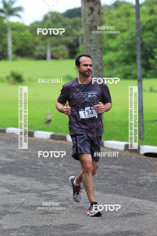 Buy your photos of the eventSantander Track & Field Run Series - Plaza Sul - Jardim Bot�nico on Fotop