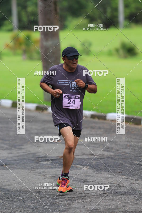Buy your photos of the eventSantander Track & Field Run Series - Plaza Sul - Jardim Bot�nico on Fotop