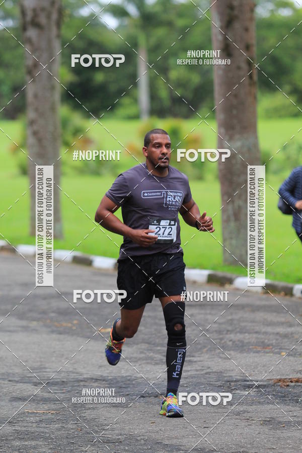 Buy your photos of the eventSantander Track & Field Run Series - Plaza Sul - Jardim Bot�nico on Fotop