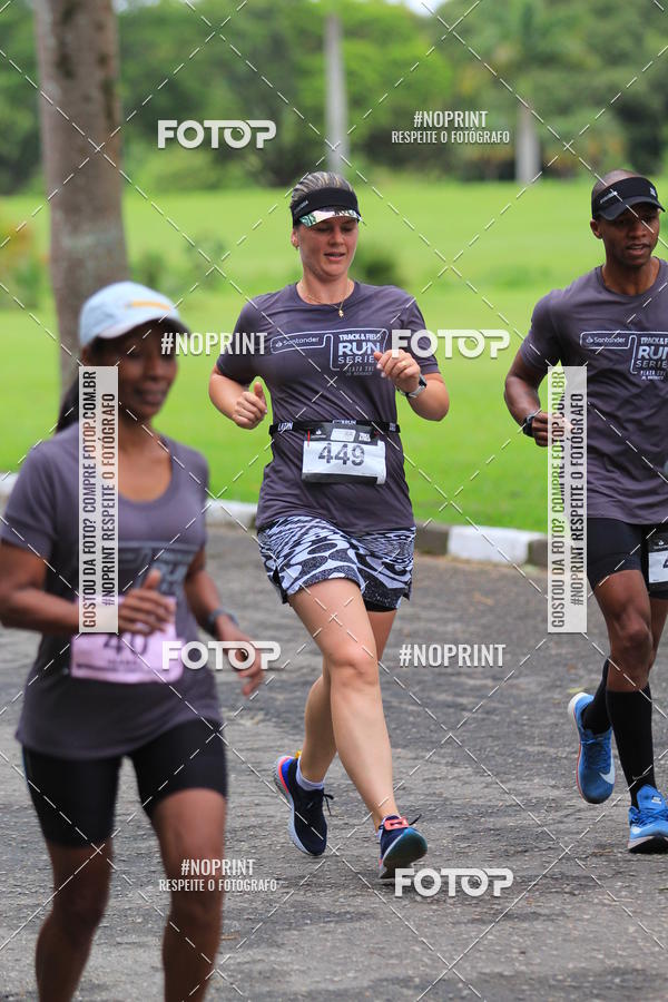 Buy your photos of the eventSantander Track & Field Run Series - Plaza Sul - Jardim Bot�nico on Fotop