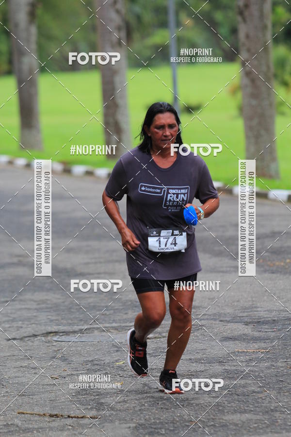 Buy your photos of the eventSantander Track & Field Run Series - Plaza Sul - Jardim Bot�nico on Fotop