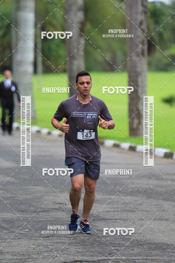 Buy your photos of the eventSantander Track & Field Run Series - Plaza Sul - Jardim Bot�nico on Fotop