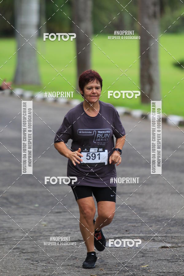 Buy your photos of the eventSantander Track & Field Run Series - Plaza Sul - Jardim Bot�nico on Fotop