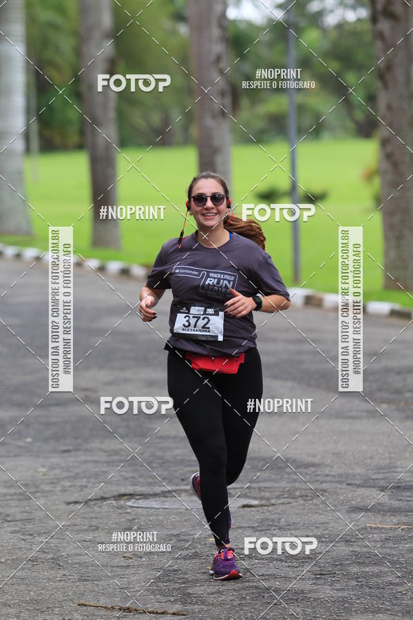Buy your photos of the eventSantander Track & Field Run Series - Plaza Sul - Jardim Bot�nico on Fotop