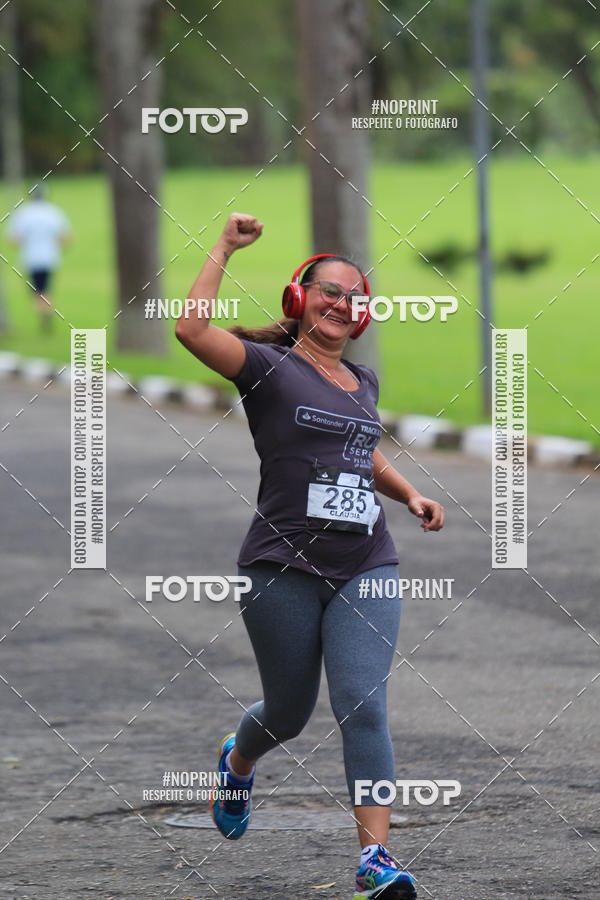 Buy your photos of the eventSantander Track & Field Run Series - Plaza Sul - Jardim Bot�nico on Fotop