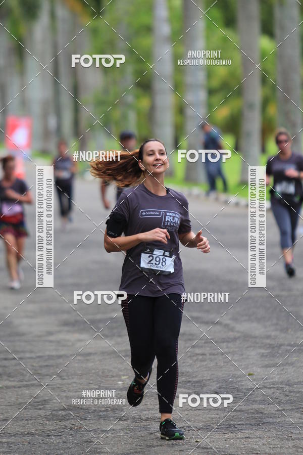 Buy your photos of the eventSantander Track & Field Run Series - Plaza Sul - Jardim Bot�nico on Fotop