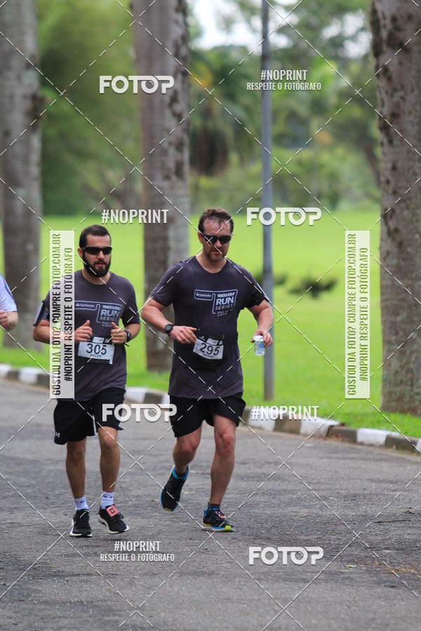 Buy your photos of the eventSantander Track & Field Run Series - Plaza Sul - Jardim Bot�nico on Fotop