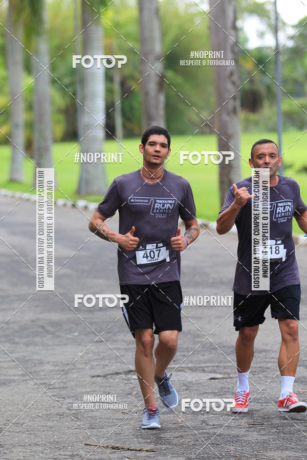 Buy your photos of the eventSantander Track & Field Run Series - Plaza Sul - Jardim Bot�nico on Fotop