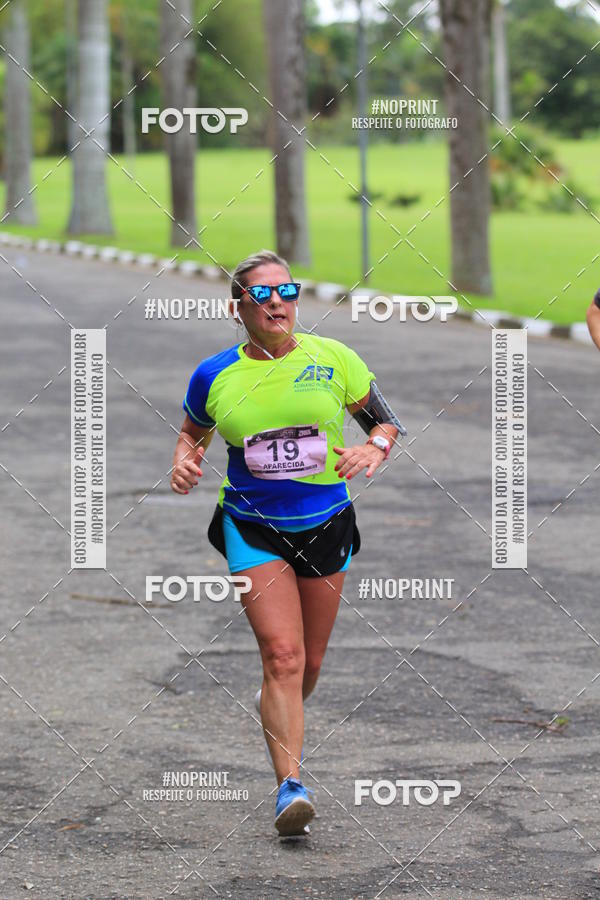 Buy your photos of the eventSantander Track & Field Run Series - Plaza Sul - Jardim Bot�nico on Fotop